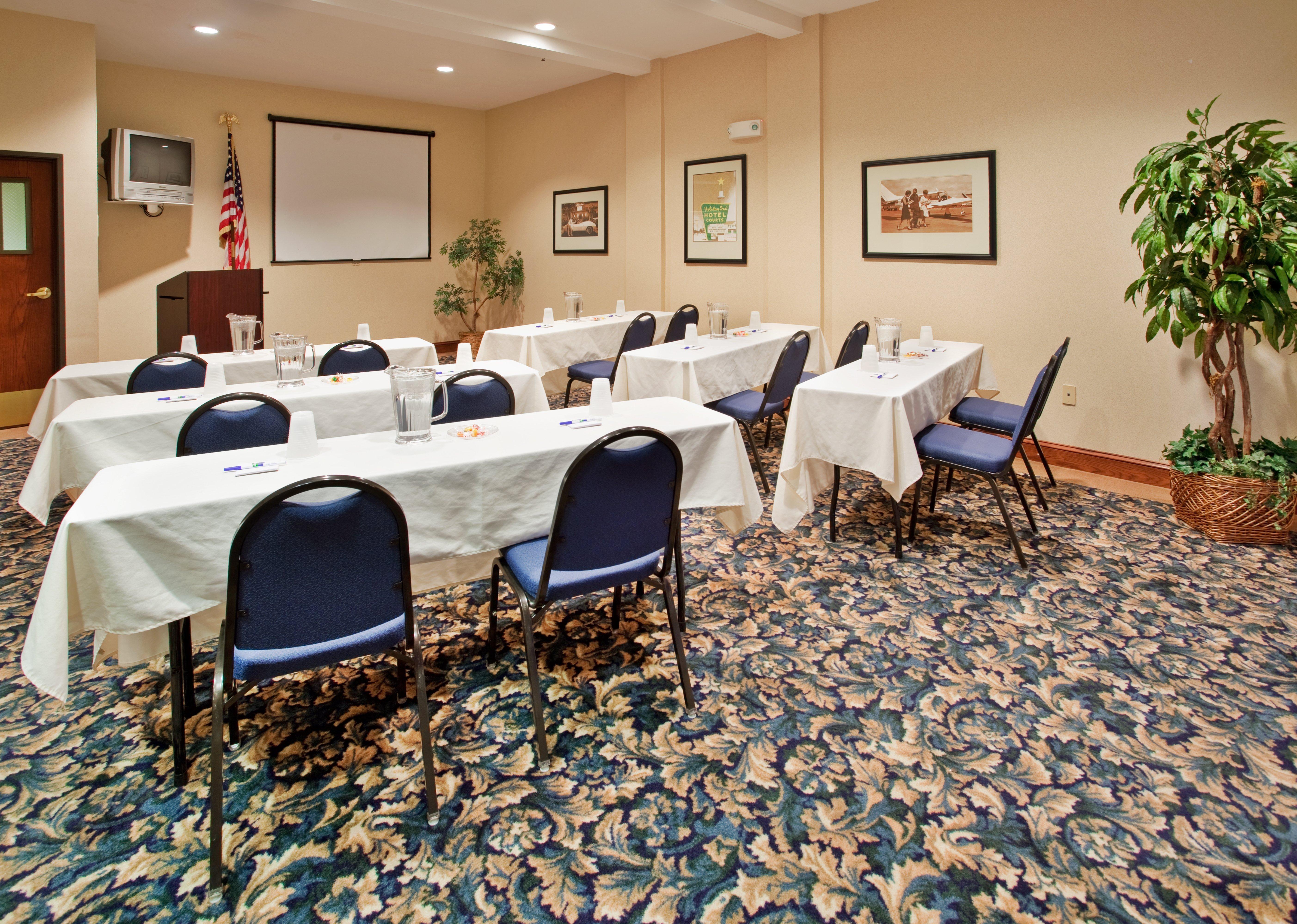 Holiday Inn Express Hotel & Suites Farmington, An Ihg Hotel מראה חיצוני תמונה