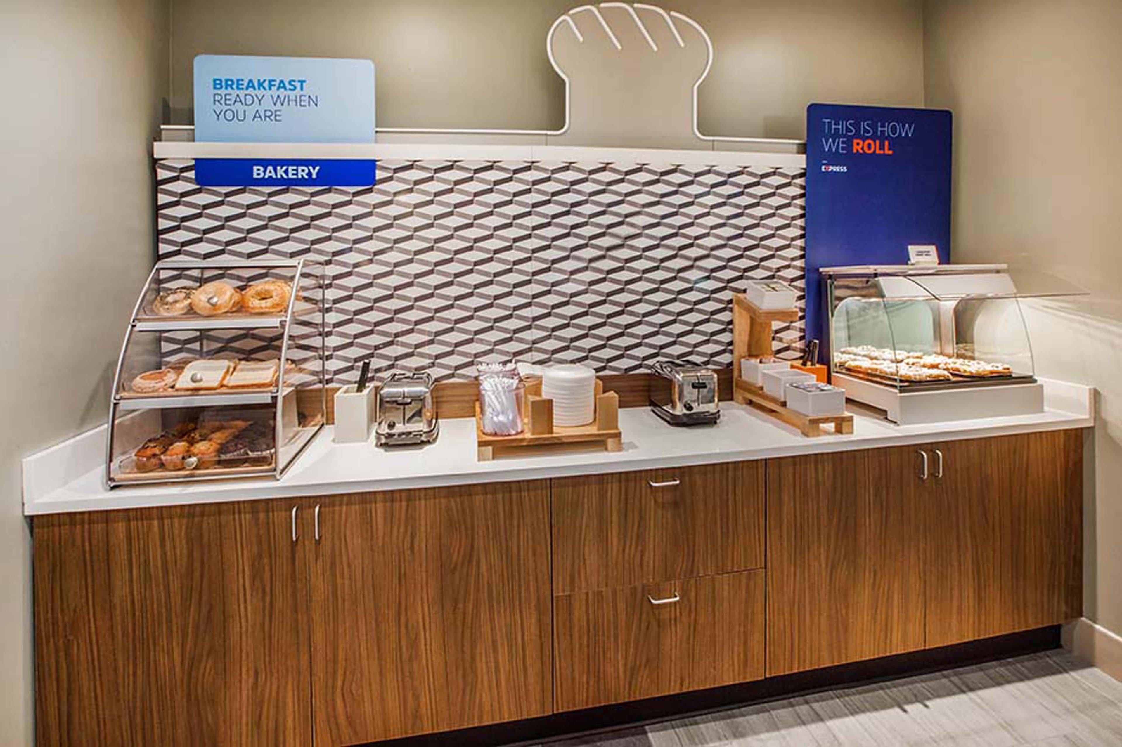 Holiday Inn Express Hotel & Suites Farmington, An Ihg Hotel מראה חיצוני תמונה