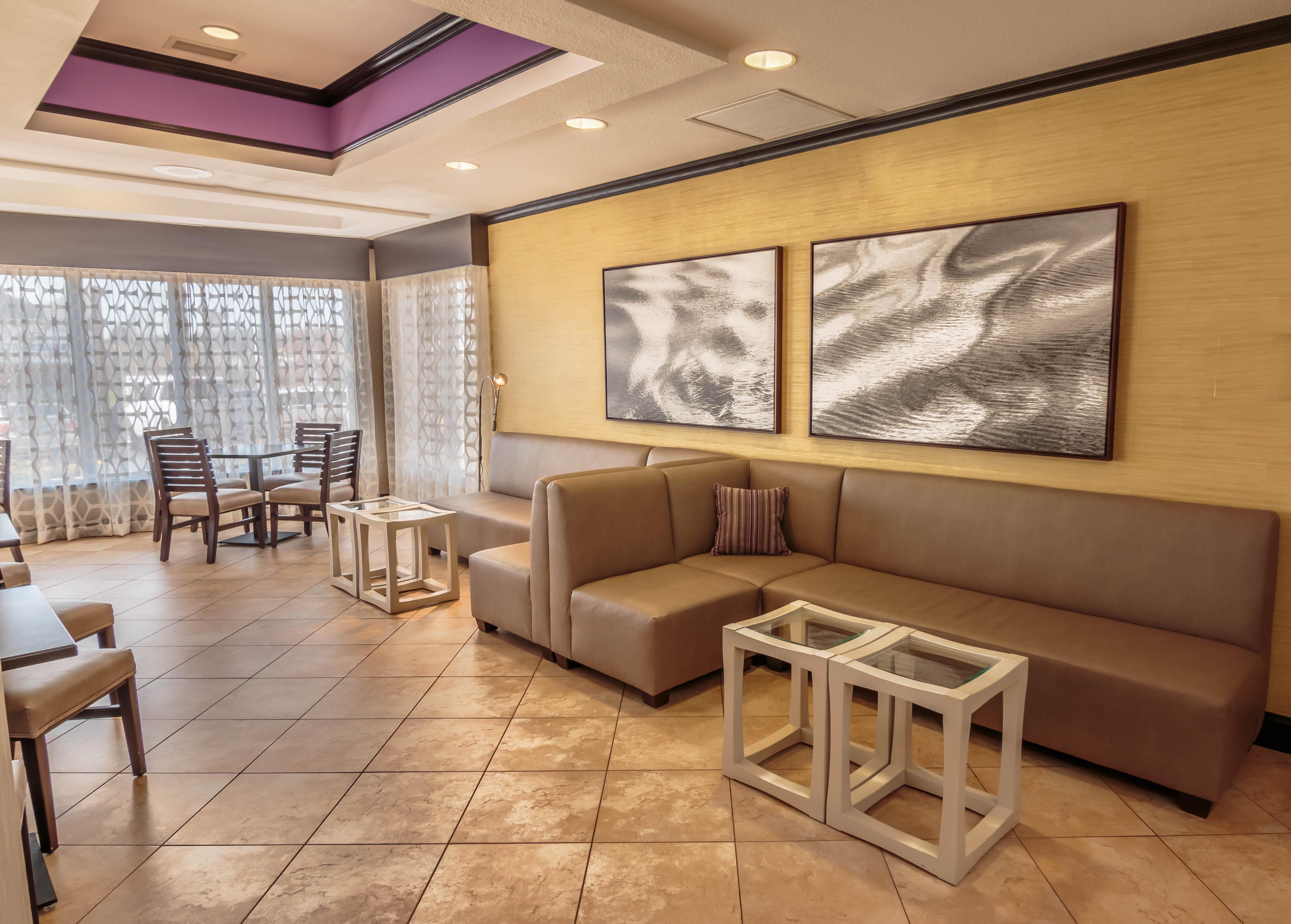 Holiday Inn Express Hotel & Suites Farmington, An Ihg Hotel מראה חיצוני תמונה