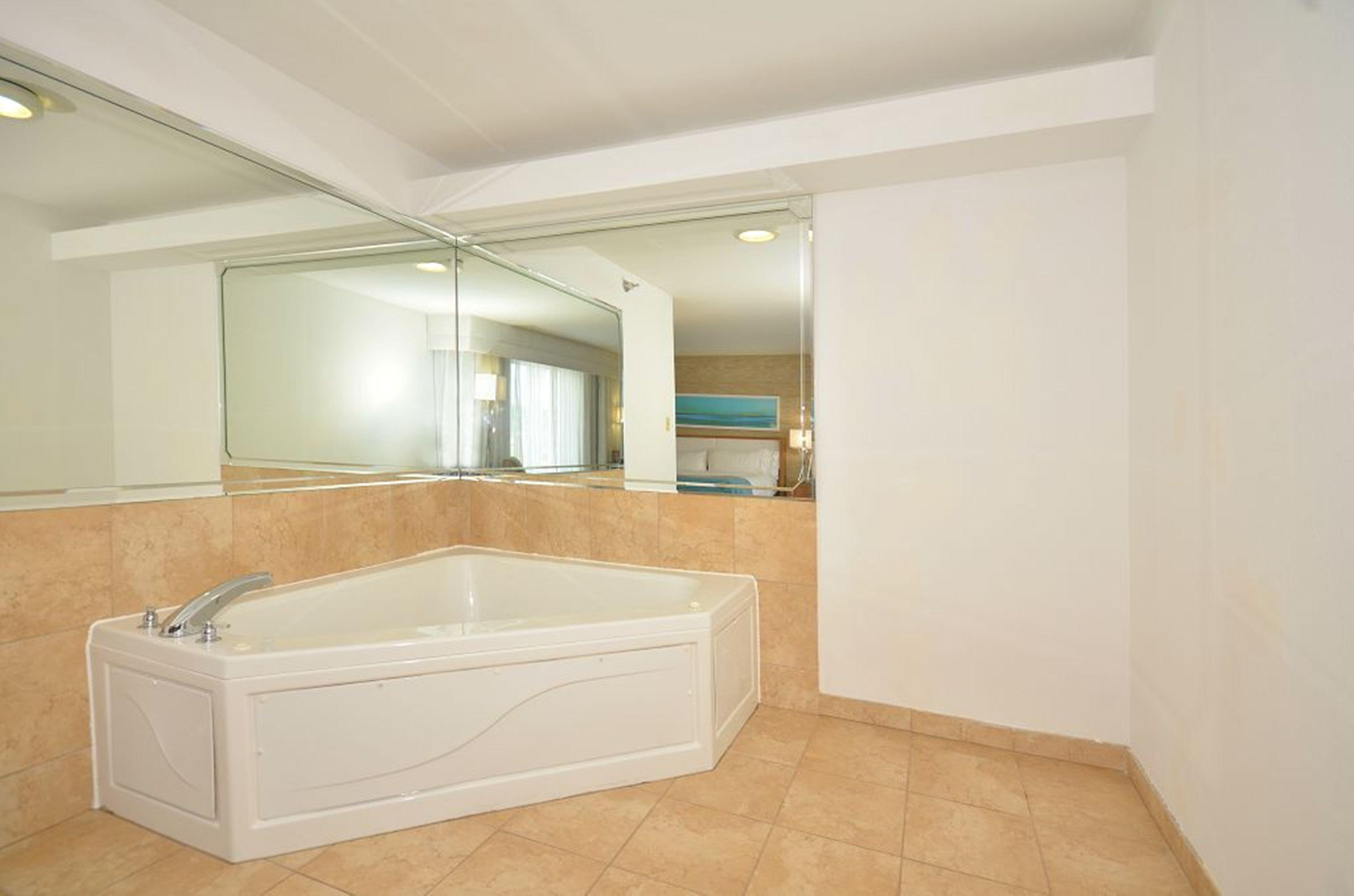 Holiday Inn Express Hotel & Suites Farmington, An Ihg Hotel מראה חיצוני תמונה