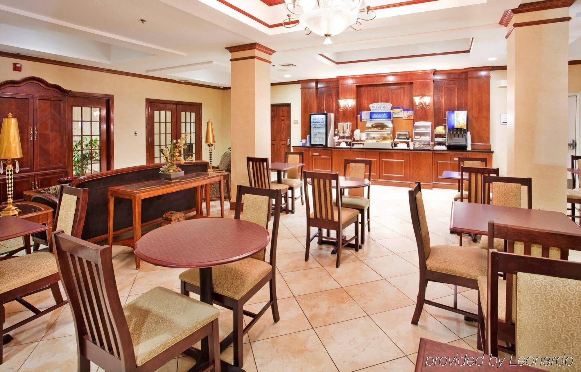 Holiday Inn Express Hotel & Suites Farmington, An Ihg Hotel מראה חיצוני תמונה